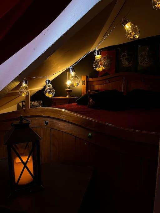 La Maison Des Sorciers ! Saint-Brieuc Kültér fotó